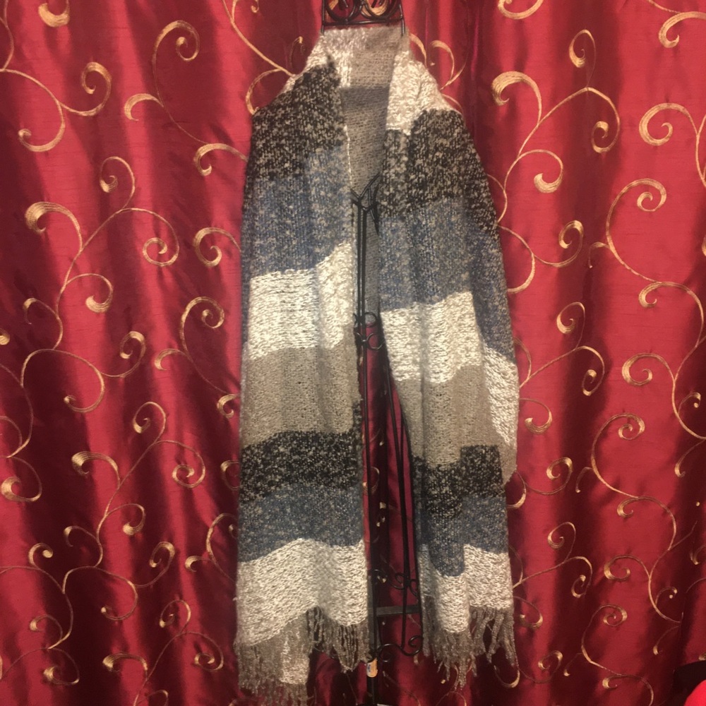 Scarf - Picture 2 of 2